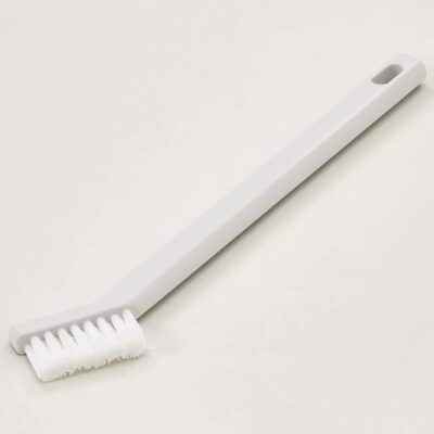 Narrow-gap detail brush